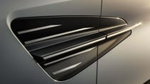Aston Martin Vanquish 25