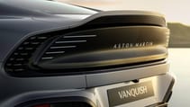 Aston Martin Vanquish 25