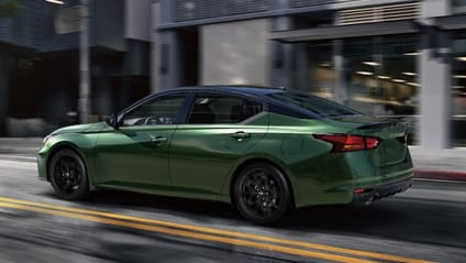 Nissan Altima: $27,580