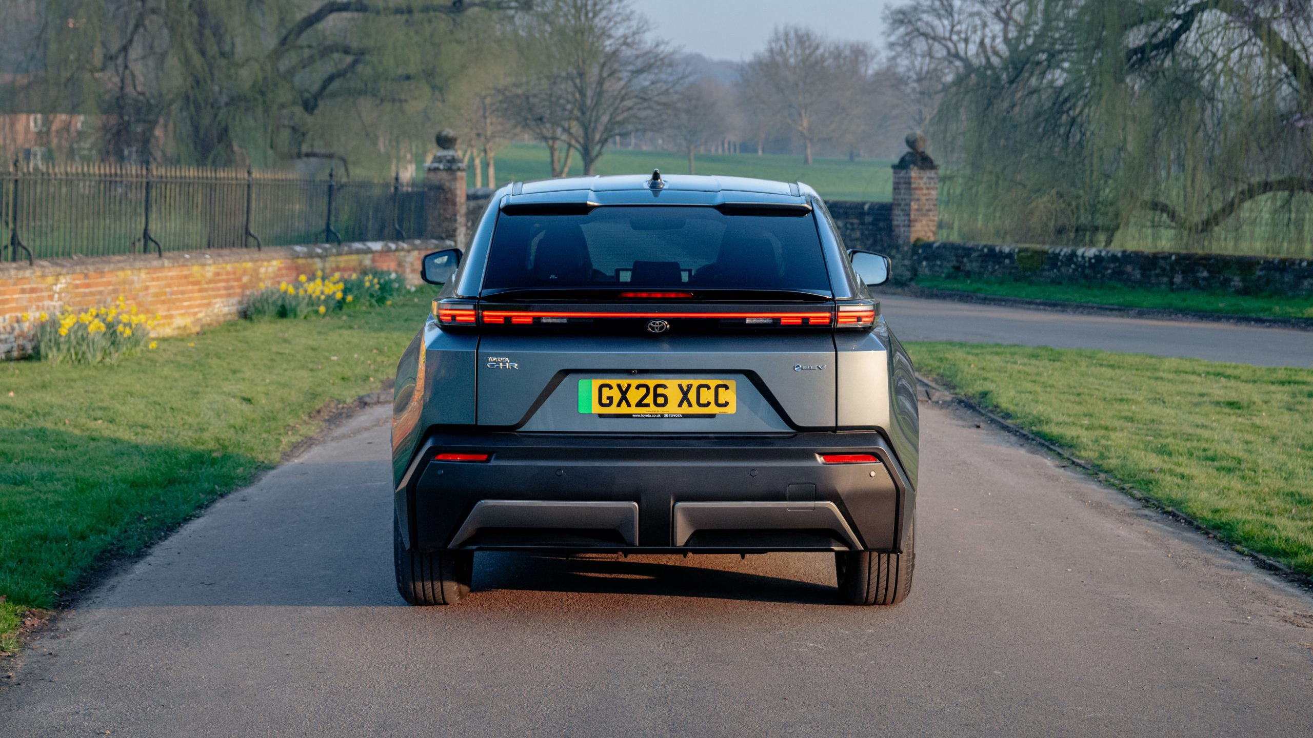 Toyota C-HR+