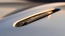 Aston Martin Vantage S aero