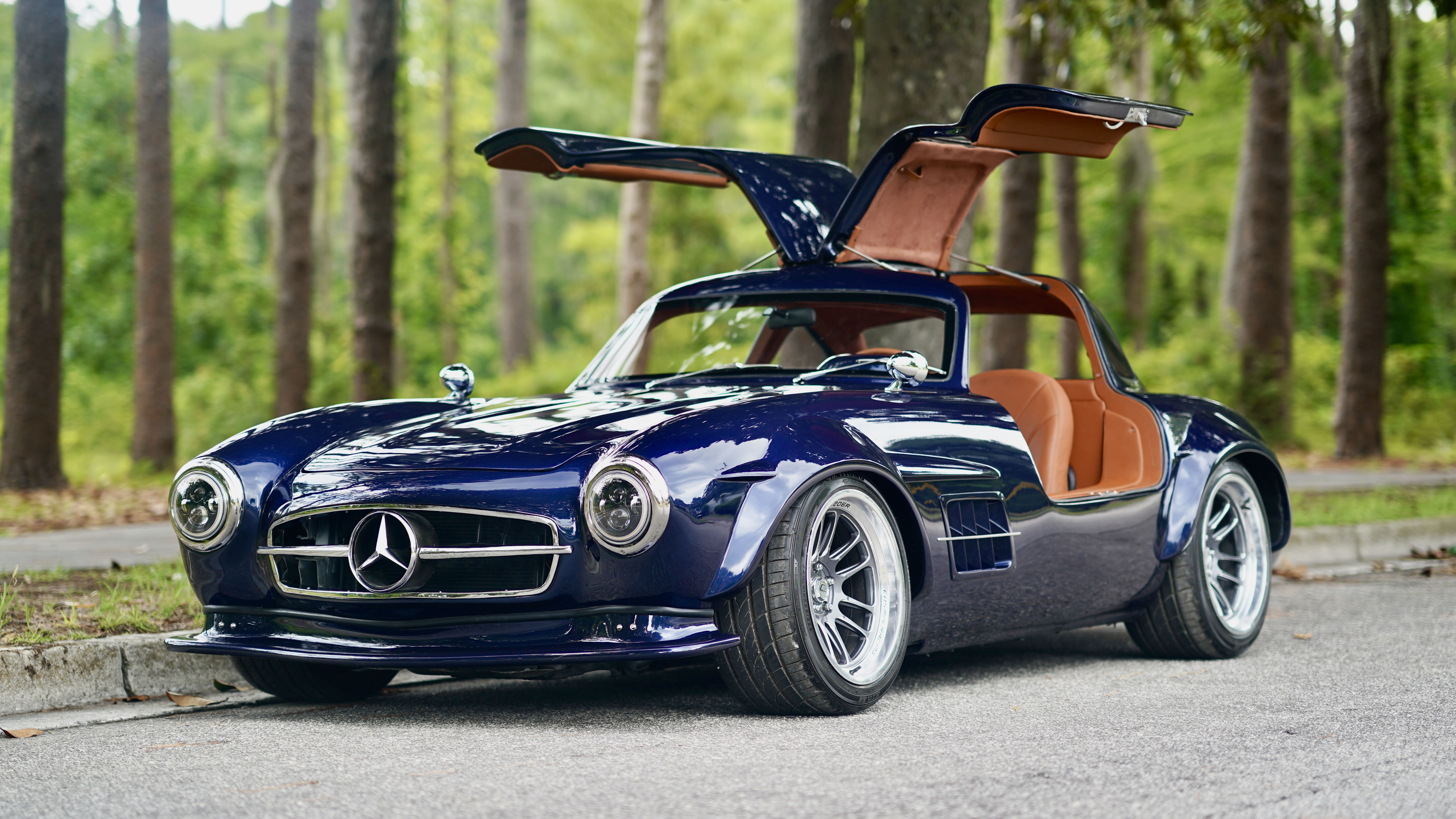 Signature Autosports Mercedes 300SL Gullwing revealed