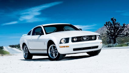 Ford Mustang (S197)