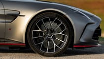 Aston Martin Vantage S wheel