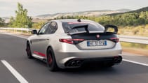 Alfa Romeo Giulia Quadrifoglio Luna Rossa Top Gear