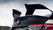 Alfa Romeo Giulia Quadrifoglio Luna Rossa Top Gear