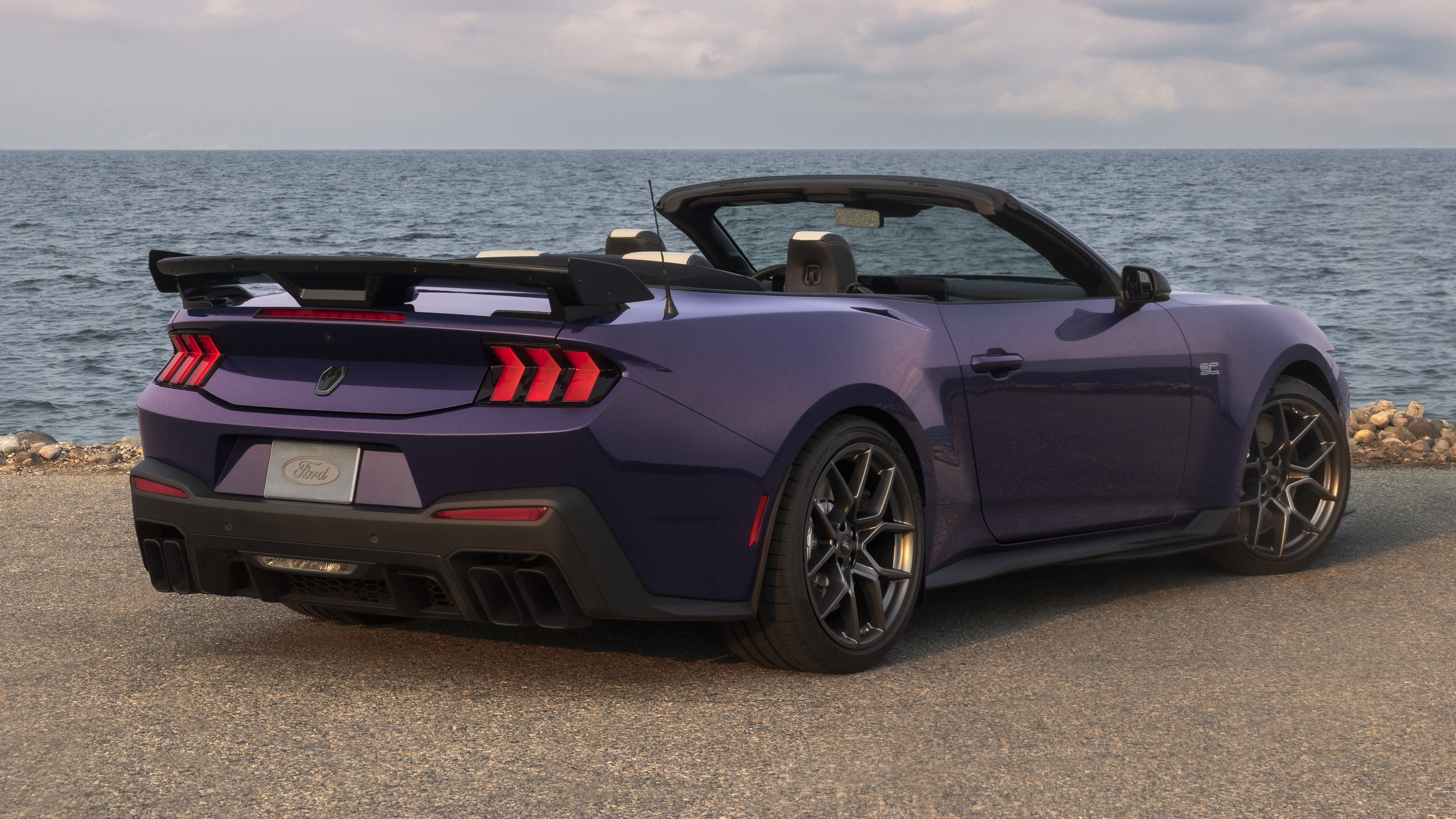 Ford Mustang Dark Horse SC Convertible revealed