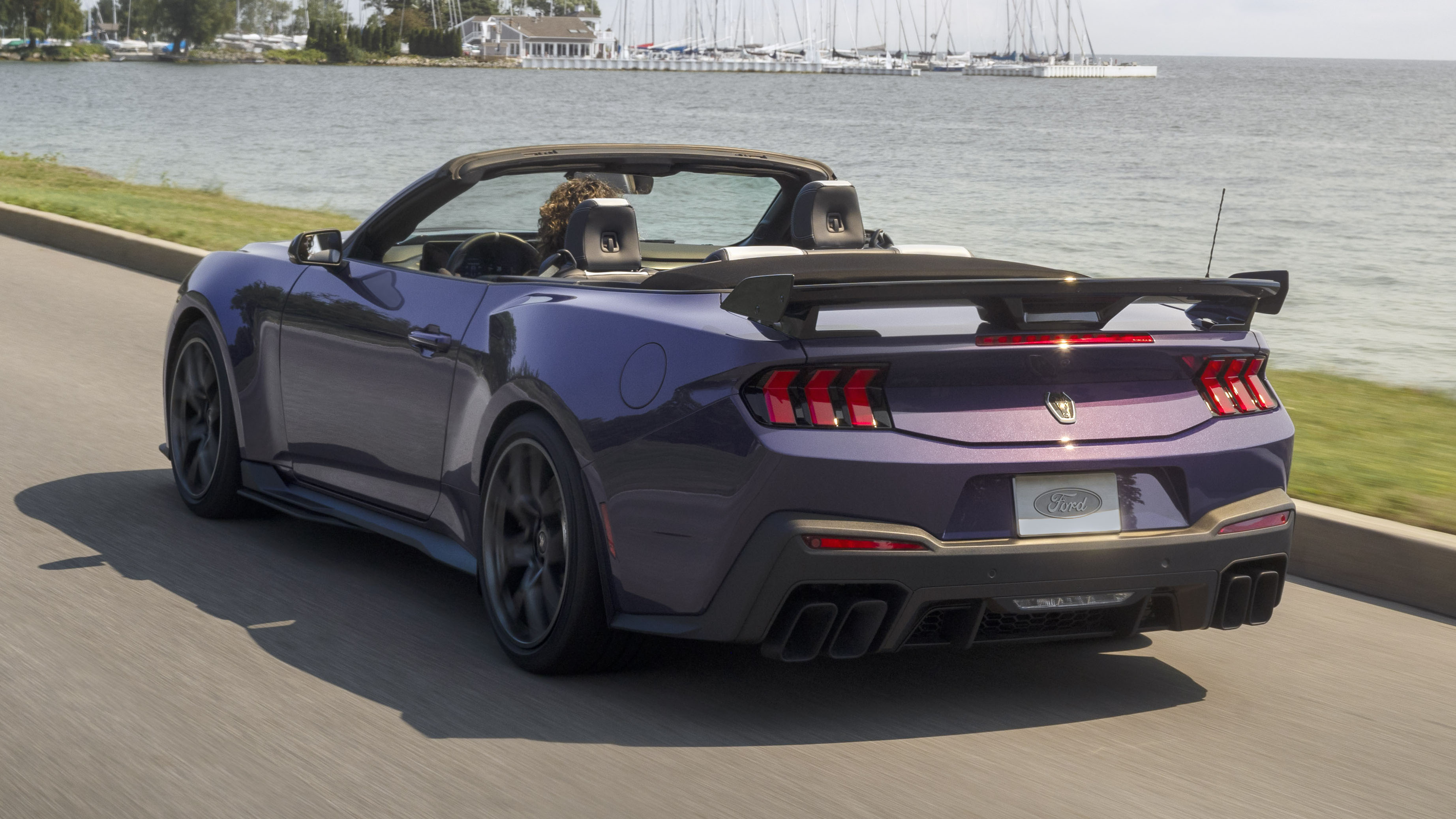 Ford Mustang Dark Horse SC Convertible revealed