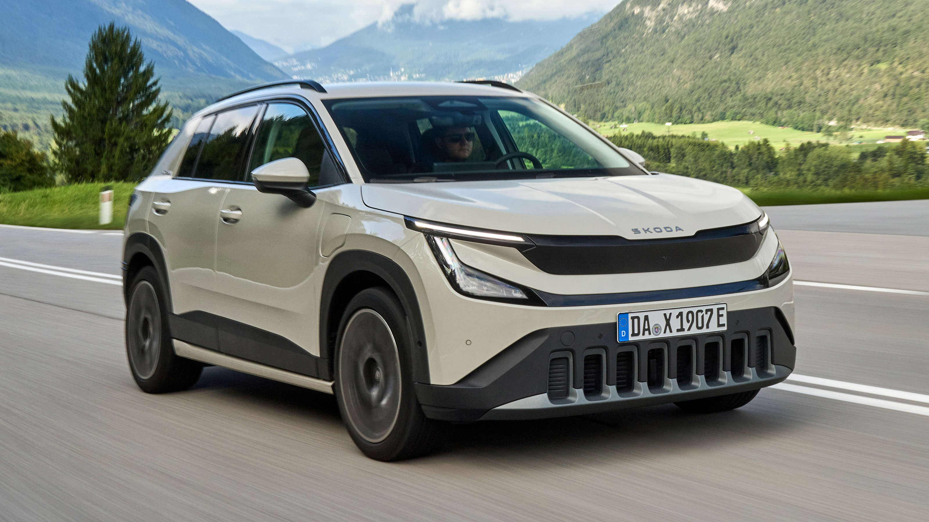 Skoda Epiq front