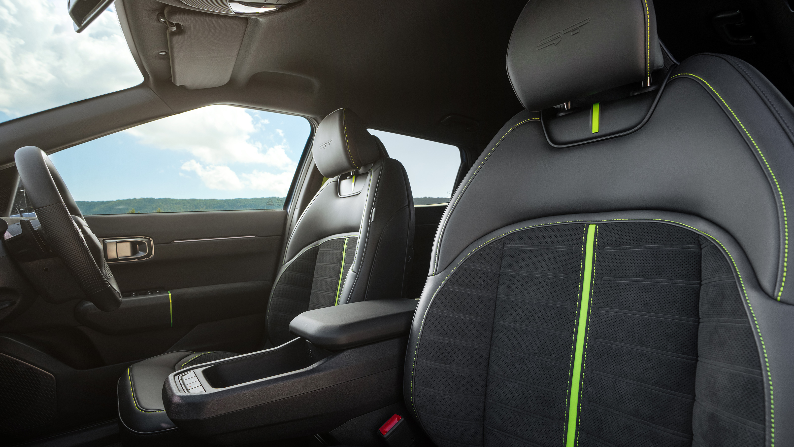 Kia EV4 GT front seats