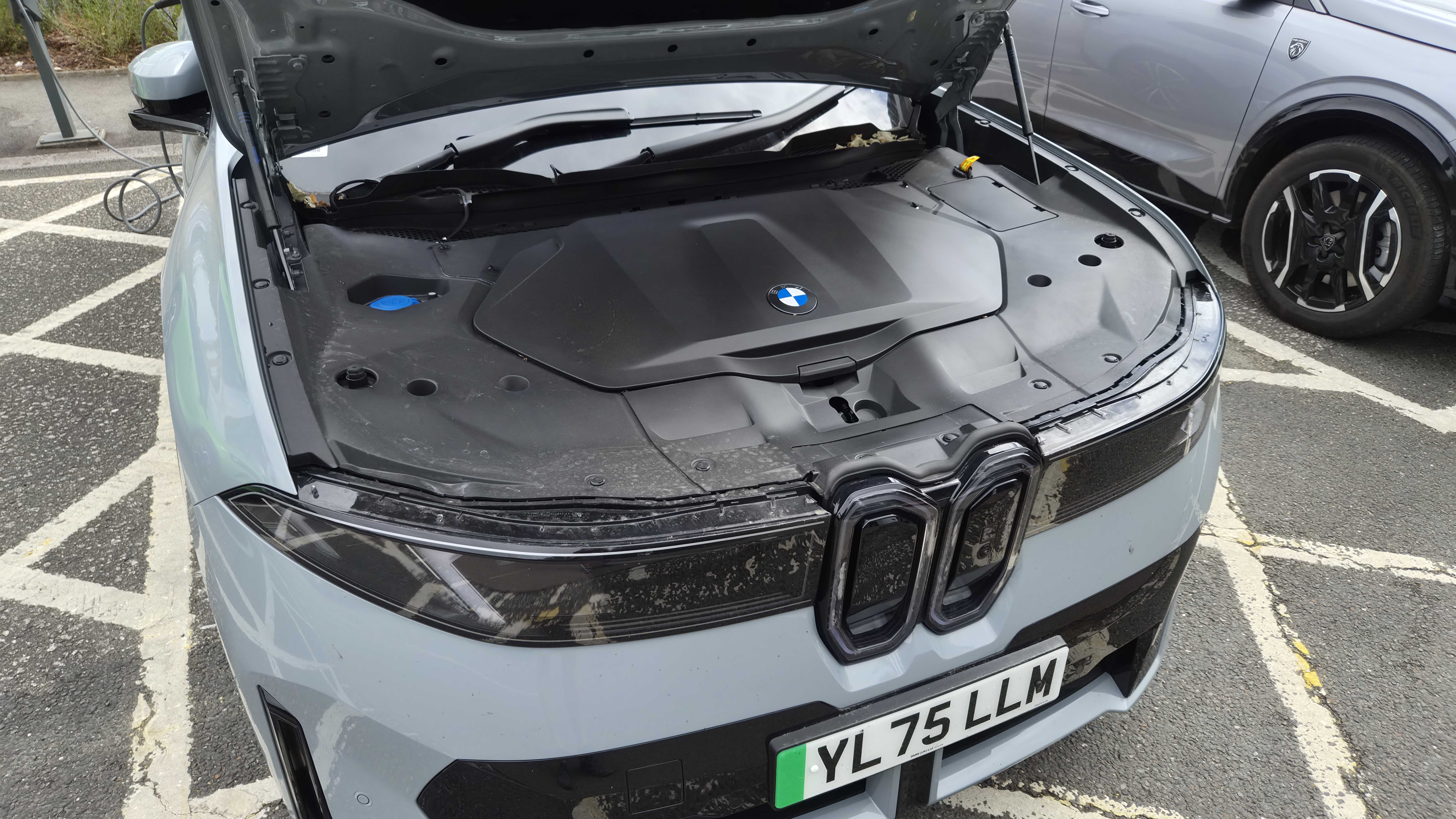 BMW iX3