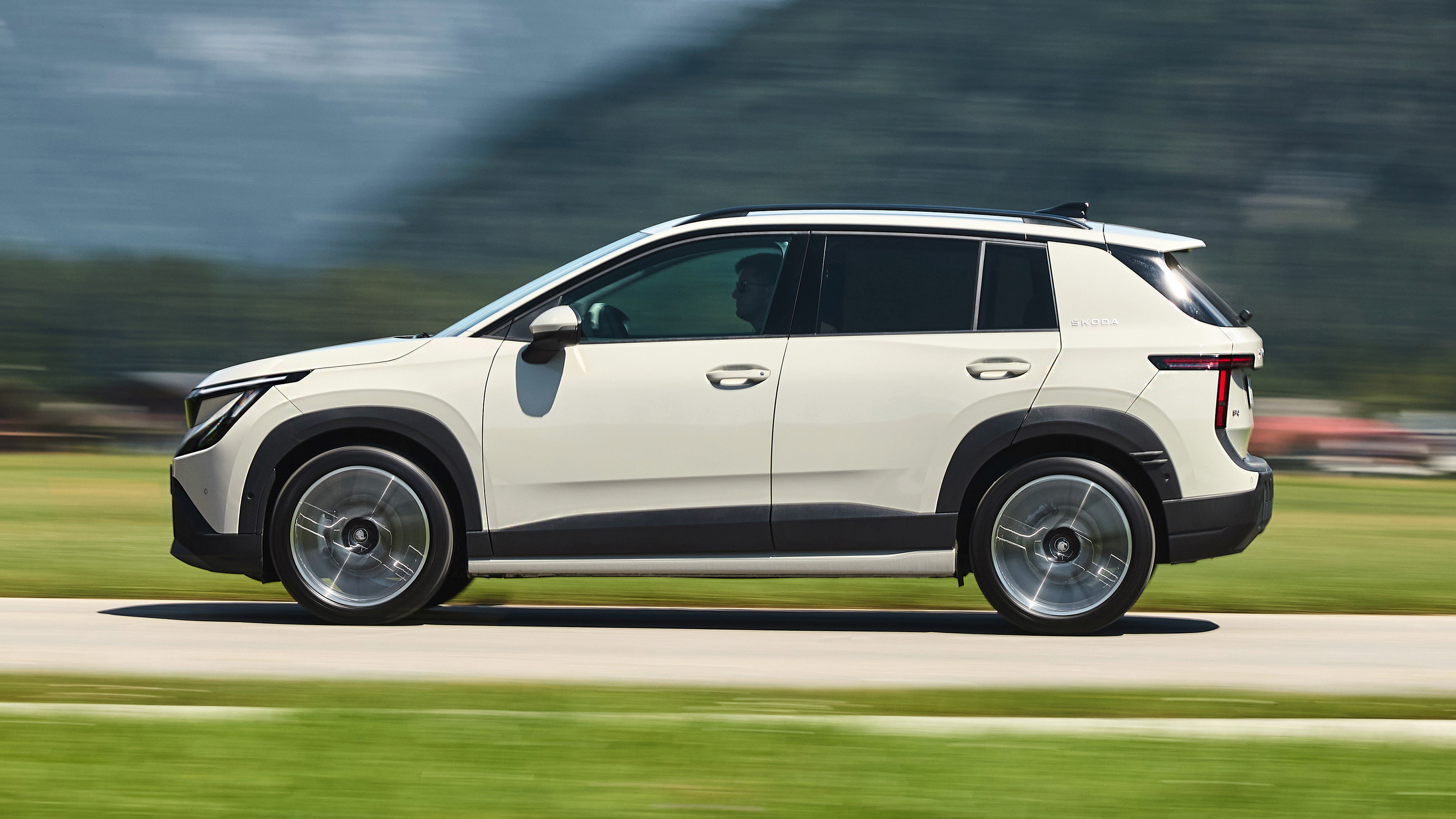 Skoda Epiq profile