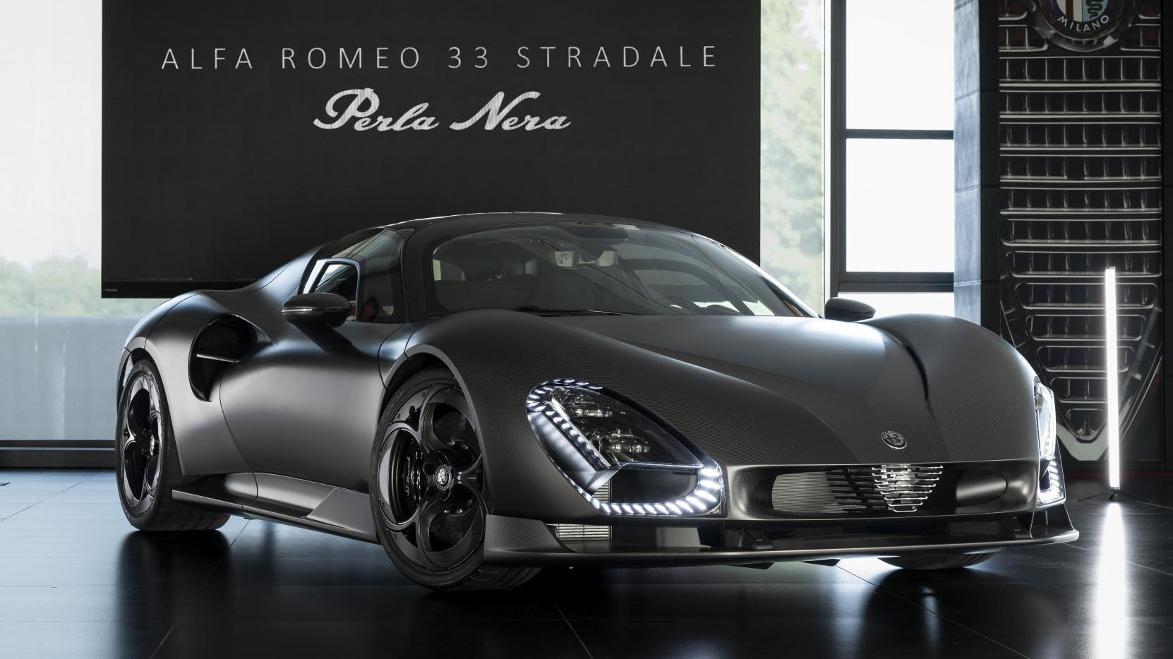 Alfa Romeo 33 Stradale Perla Nera revealed 2026