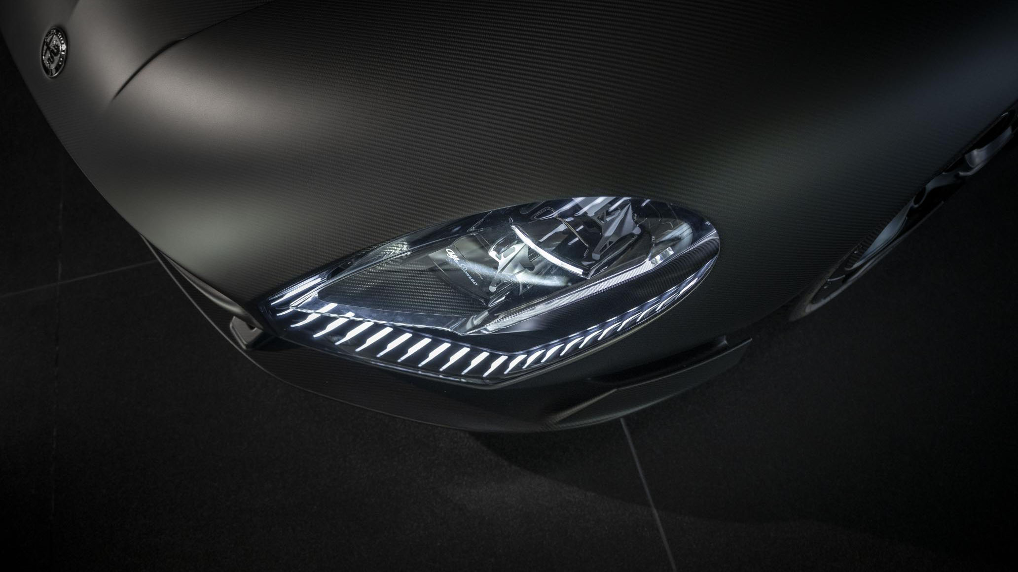 Alfa Romeo 33 Stradale Perla Nera revealed 2026