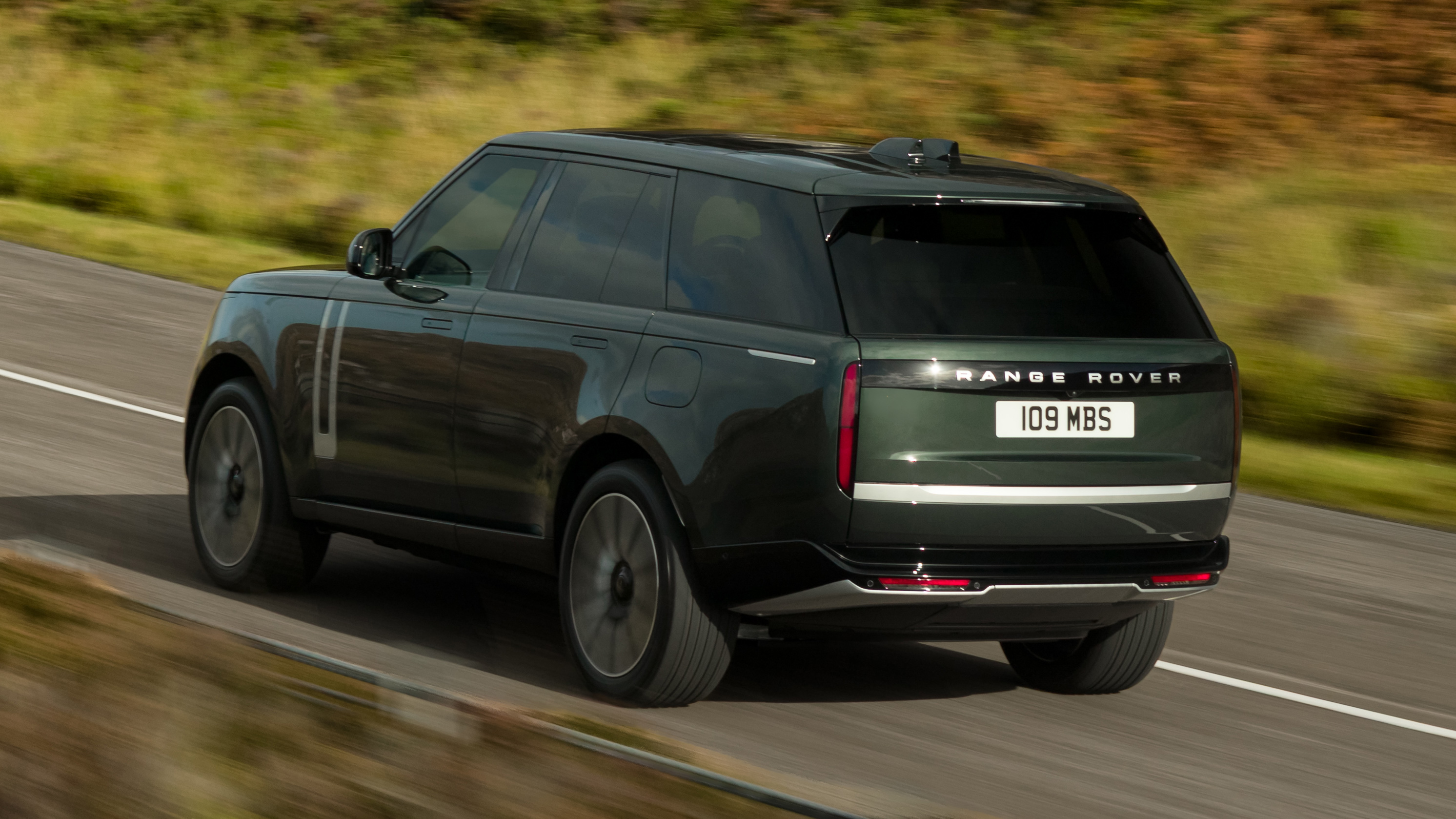 Range Rover Electric rear