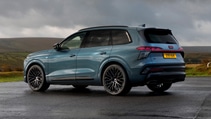 Audi Q7 rear