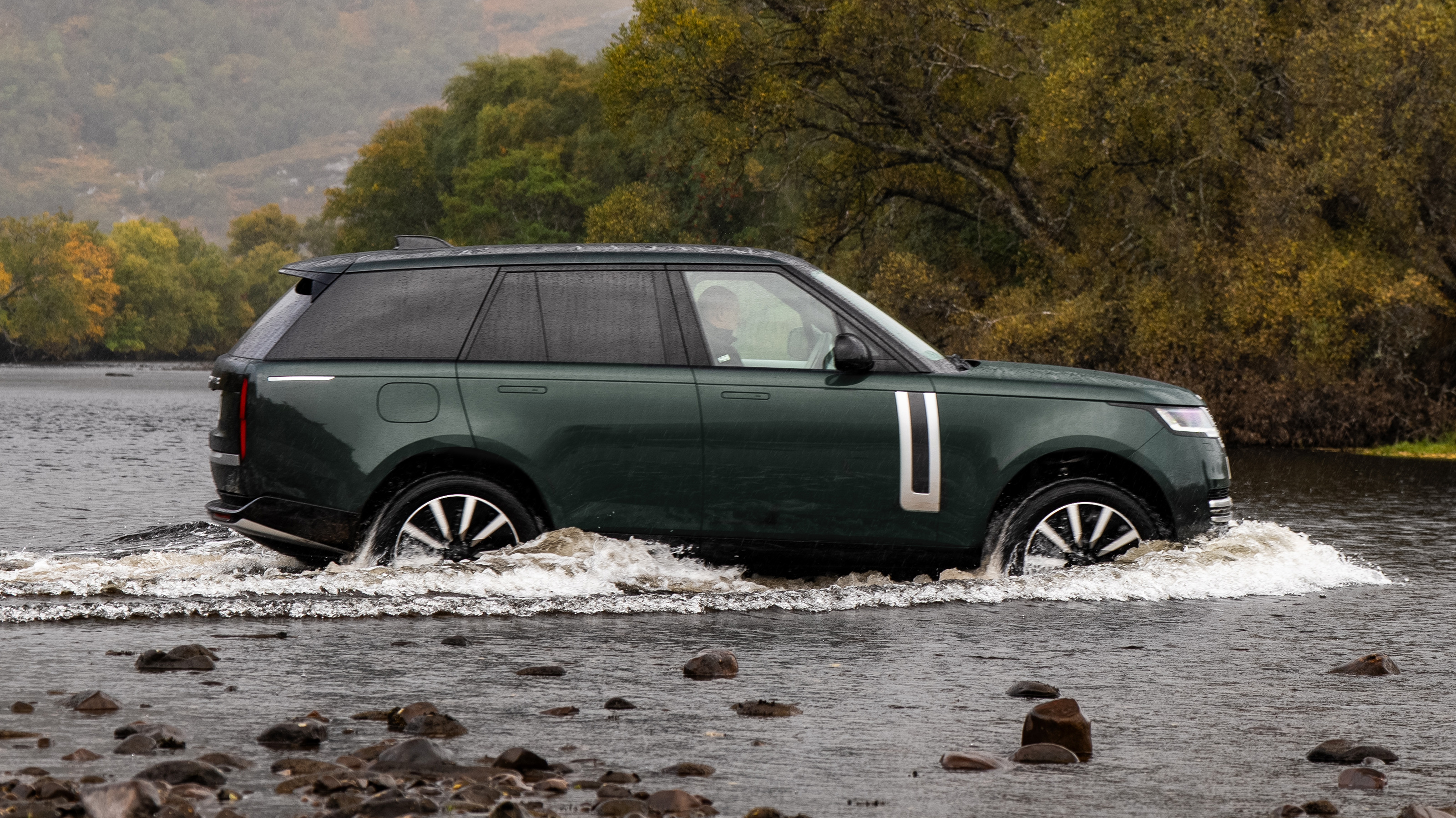 Range Rover Electric profile