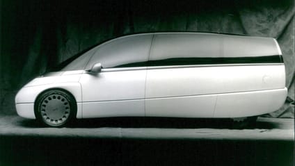 GM HX3 Hybrid Van