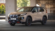 Nissan X-Trail front