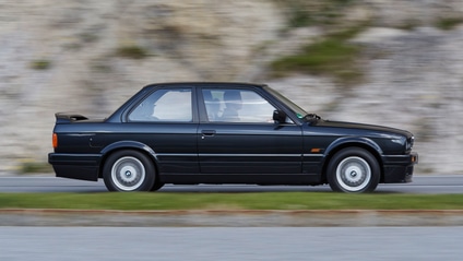 BMW 325i (E30)