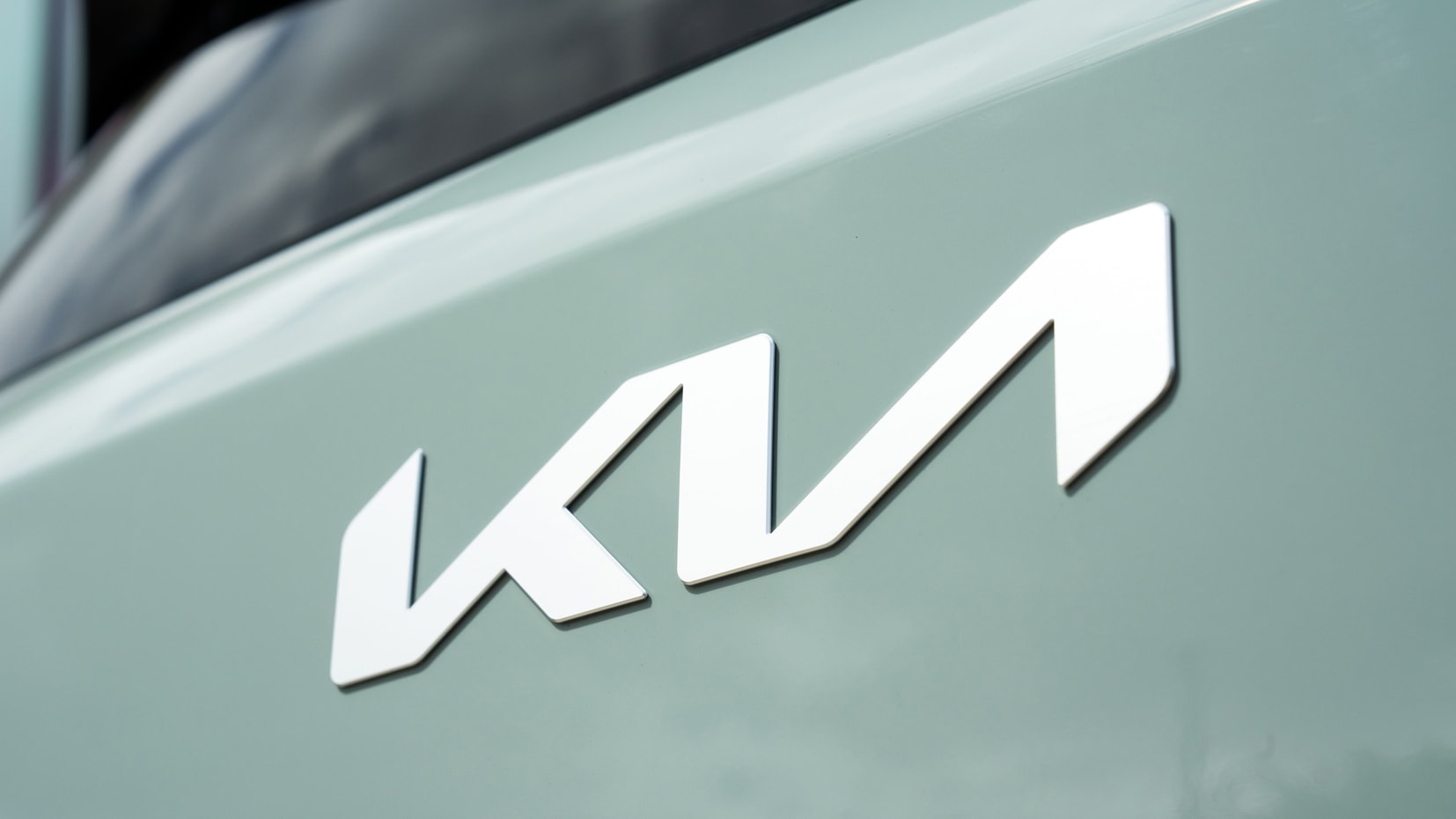 Range anxiety? Here are 26 range-extender EVs on sale now (or coming ...