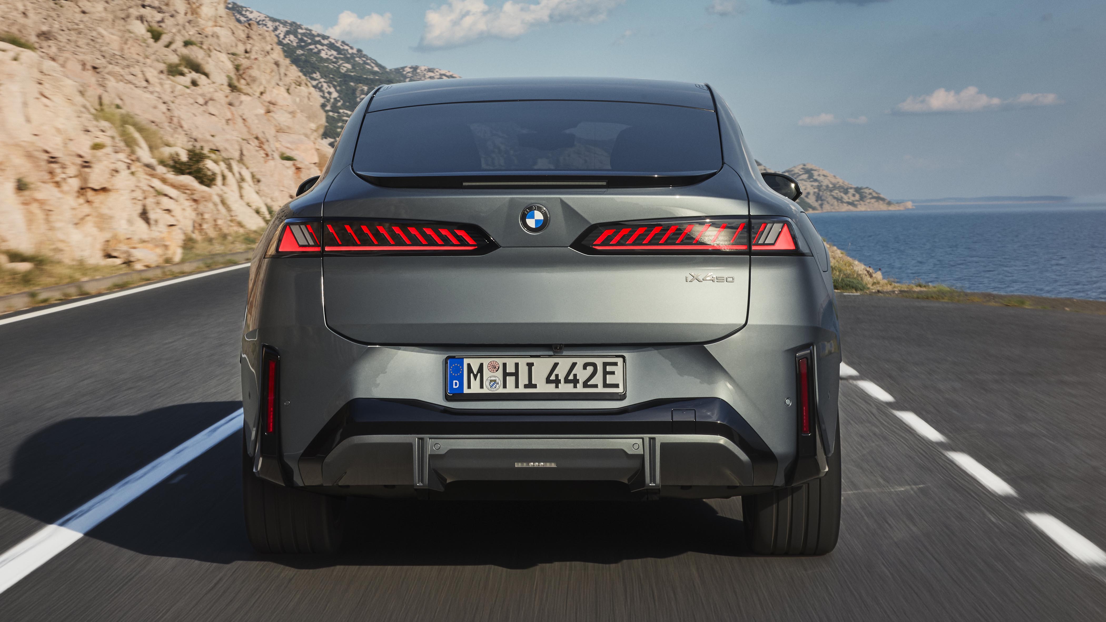 BMW iX4 revealed 2026