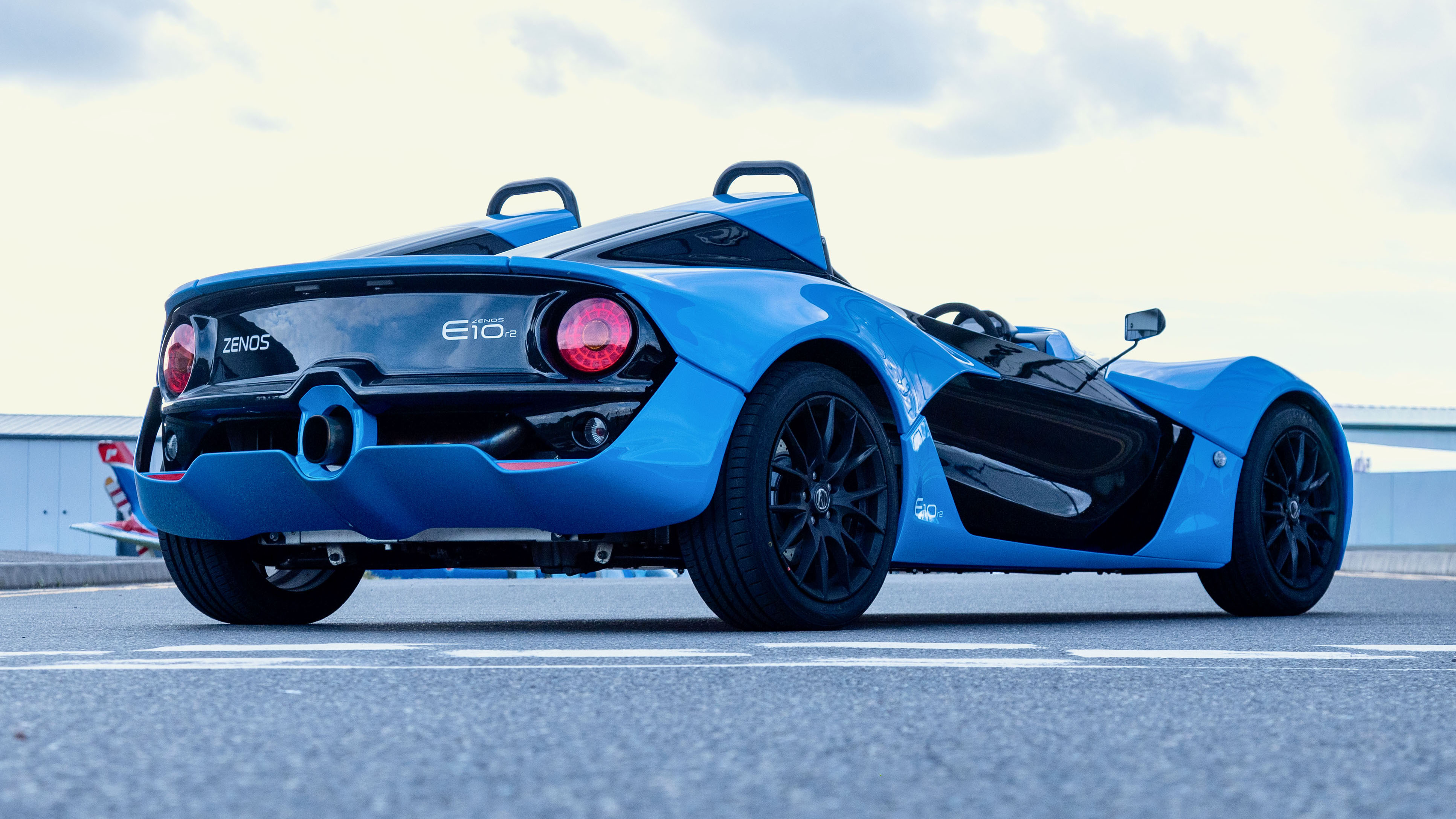 Zenos E10 revealed 2026