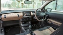 buyers_guide_-_citroen_c4_cactus_2014_-_interior_0.jpg