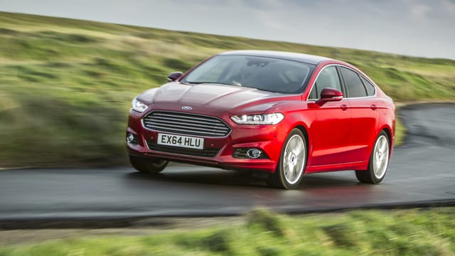  Ford Mondeo Review 2025 