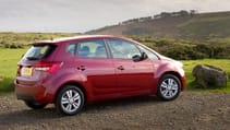 buyers_guide_-_hyundai_ix20_2014_-_rear.jpg