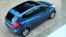 buyers_guide_-_kia_venga_2014_-_rear.jpg