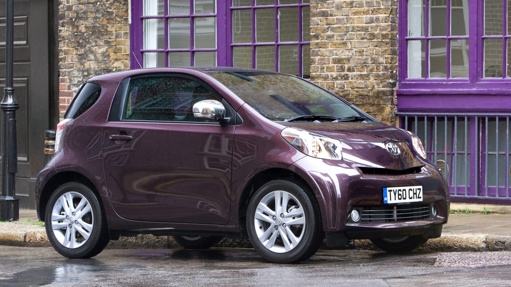 Toyota iq 2014