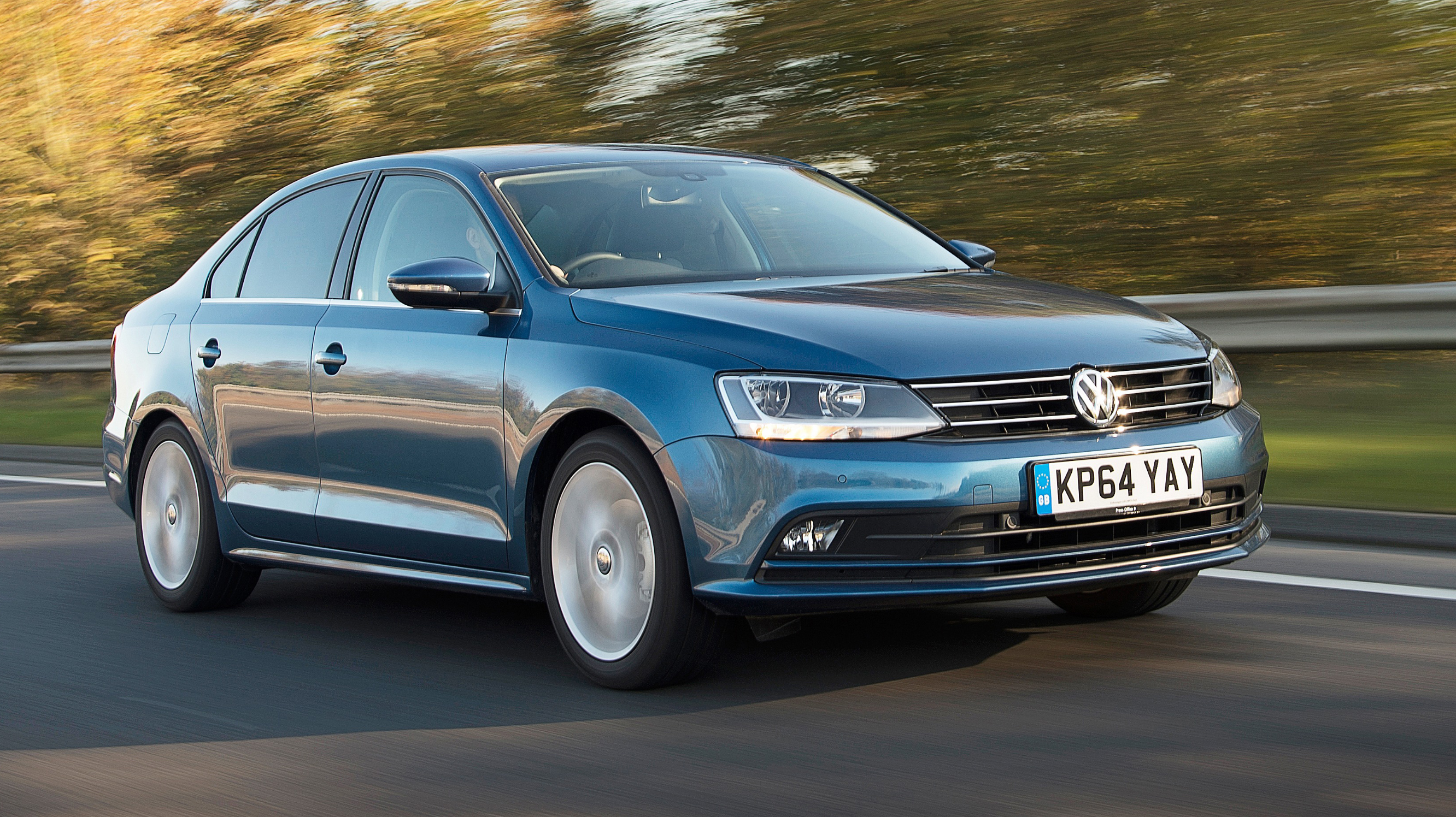 buyers_guide_-_volkswagen_jetta_2014_-_front_quarter.jpg
