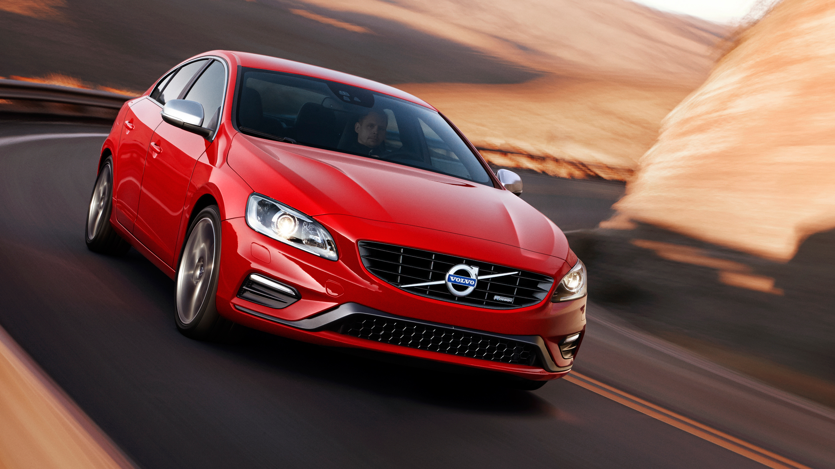 buyers_guide_-_volvo_s60_2014_-_front_quarter.jpg