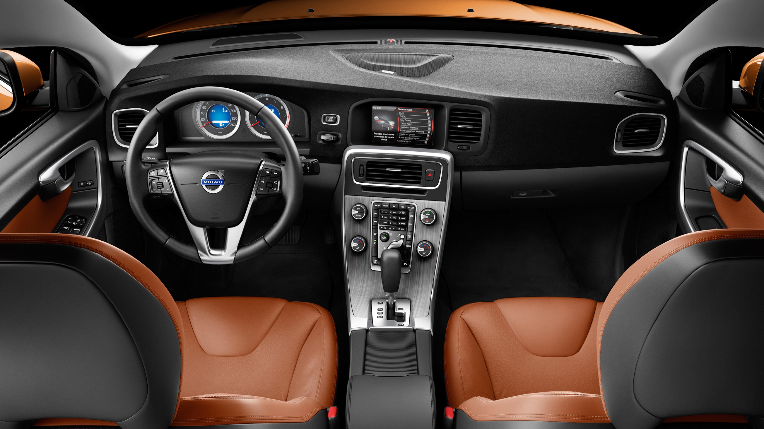 buyers_guide_-_volvo_s60_2014_-_interior.jpg