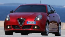 buyers_guide_-_alfa_giulietta_qv_2014_-_front.jpg