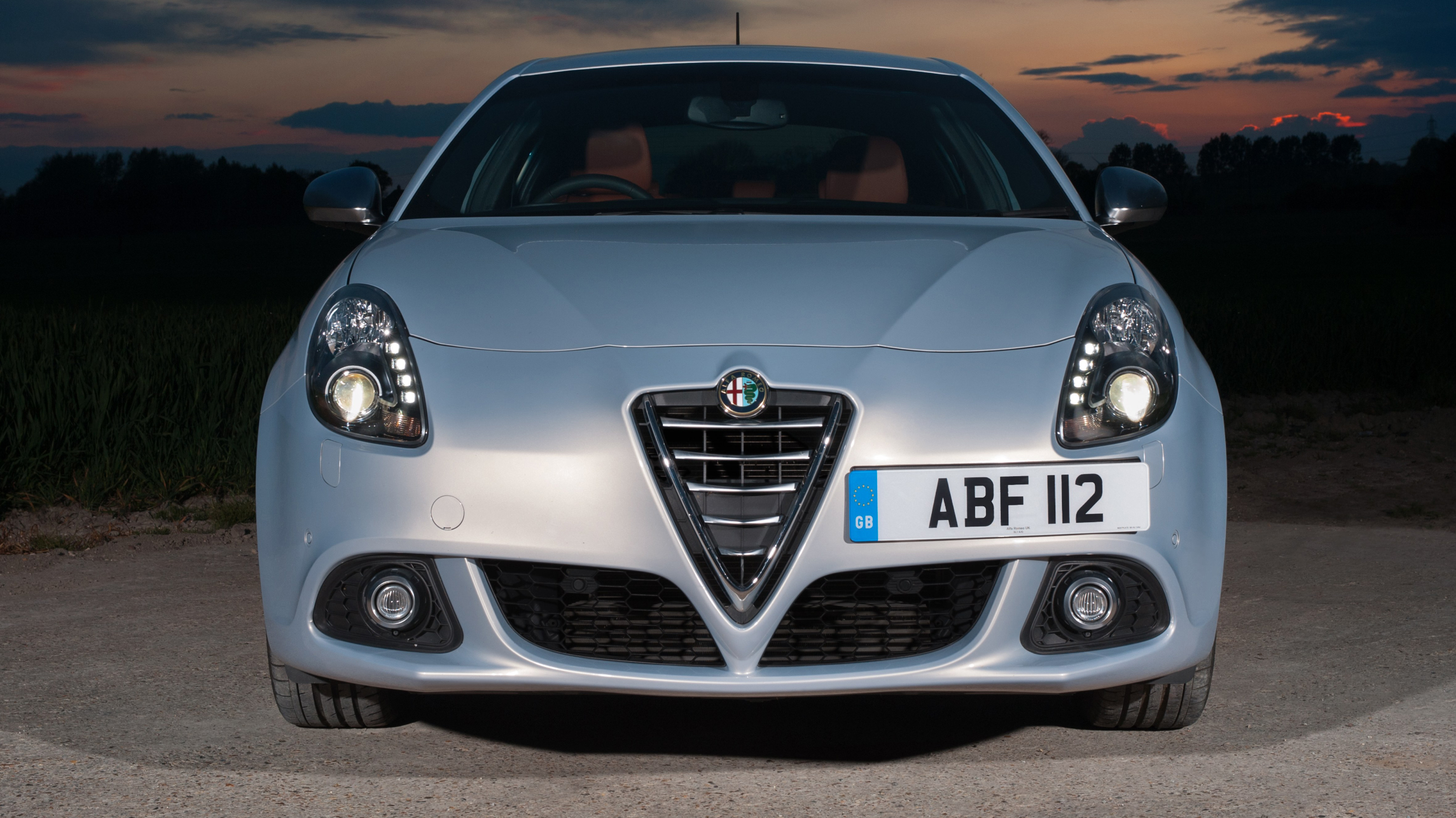 2010 Alfa Romeo Giulietta – Review – Car and Driver