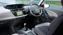 buyers_guide_-_citroen_c4_picasso_2014_-_interior.jpg