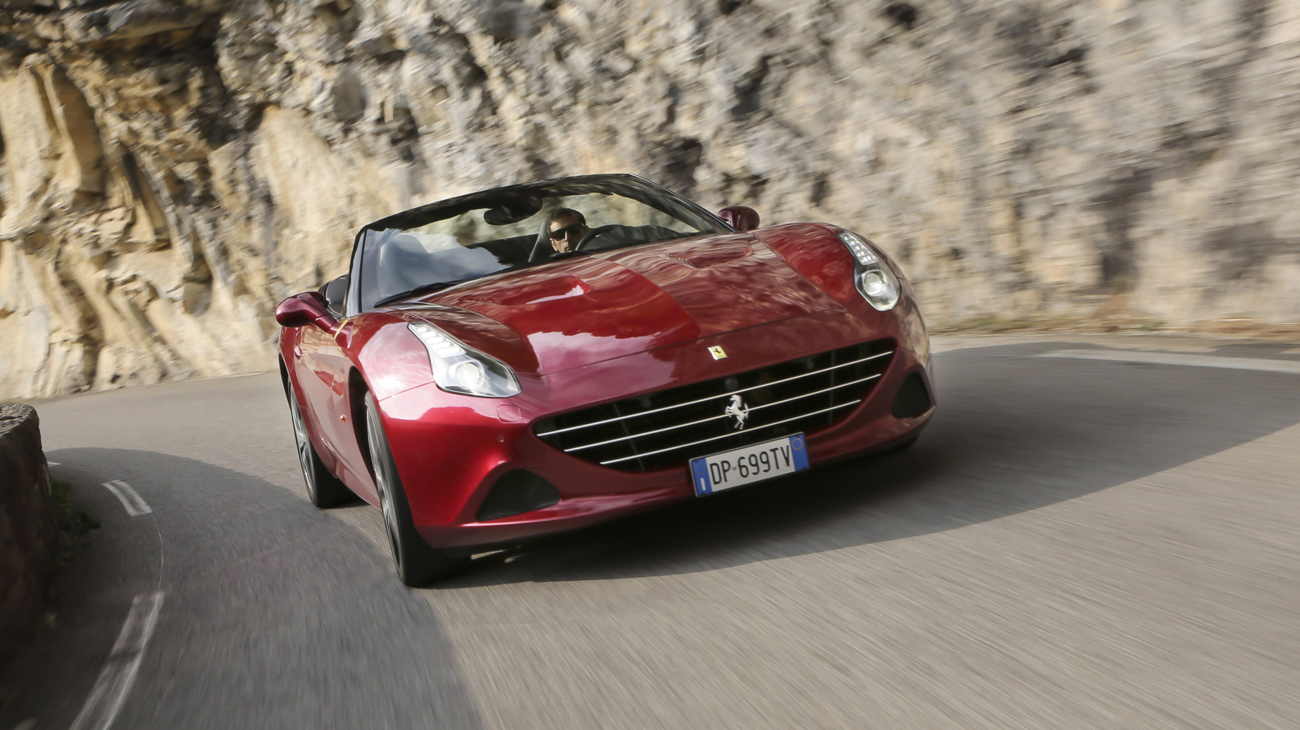 buyers_guide_-_ferrari_california_t_2014_-_front_2.jpg