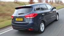 buyers_guide_-_kia_carens_2014_-_rear_quarter.jpg