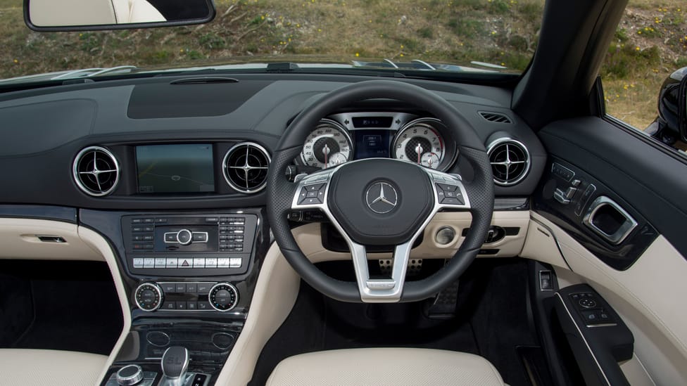 Mercedes-Benz SL-Class Driving, Engines & Performance | Top Gear