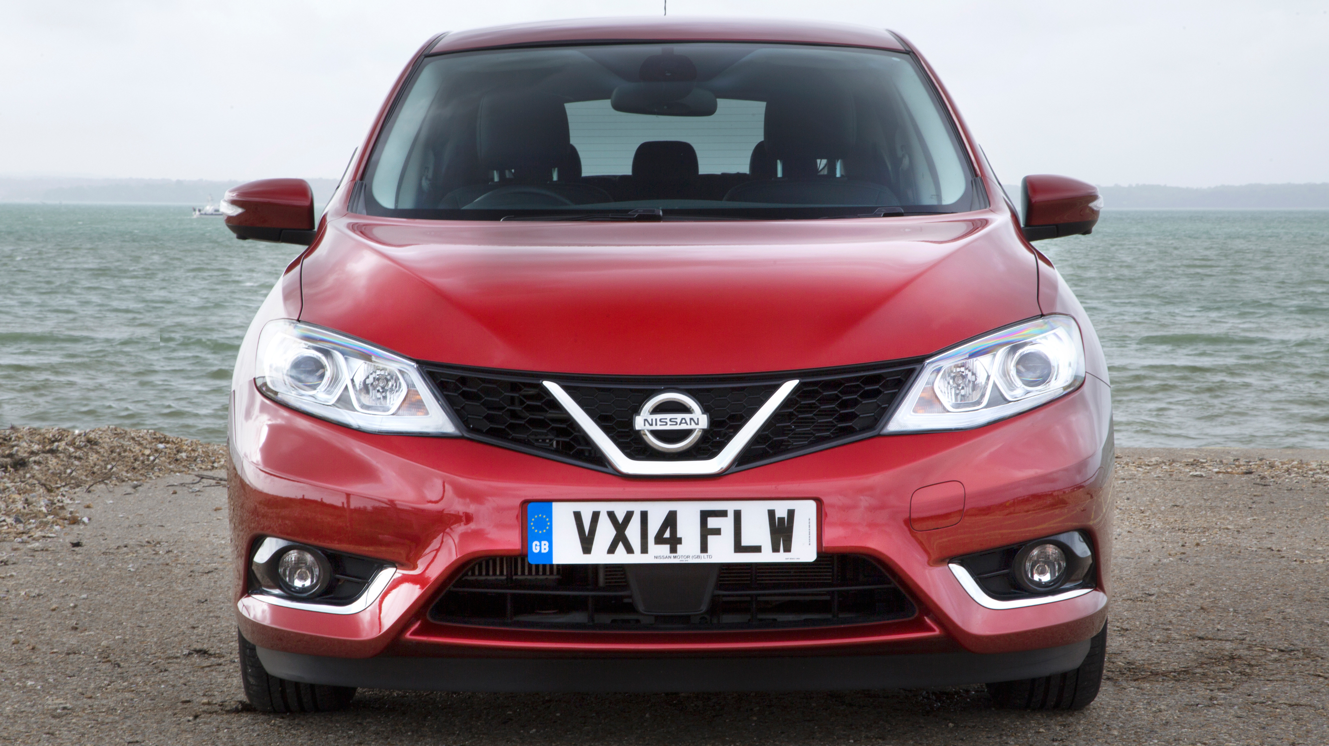 buyers_guide_-_nissan_pulsar_2014_-_front.jpg