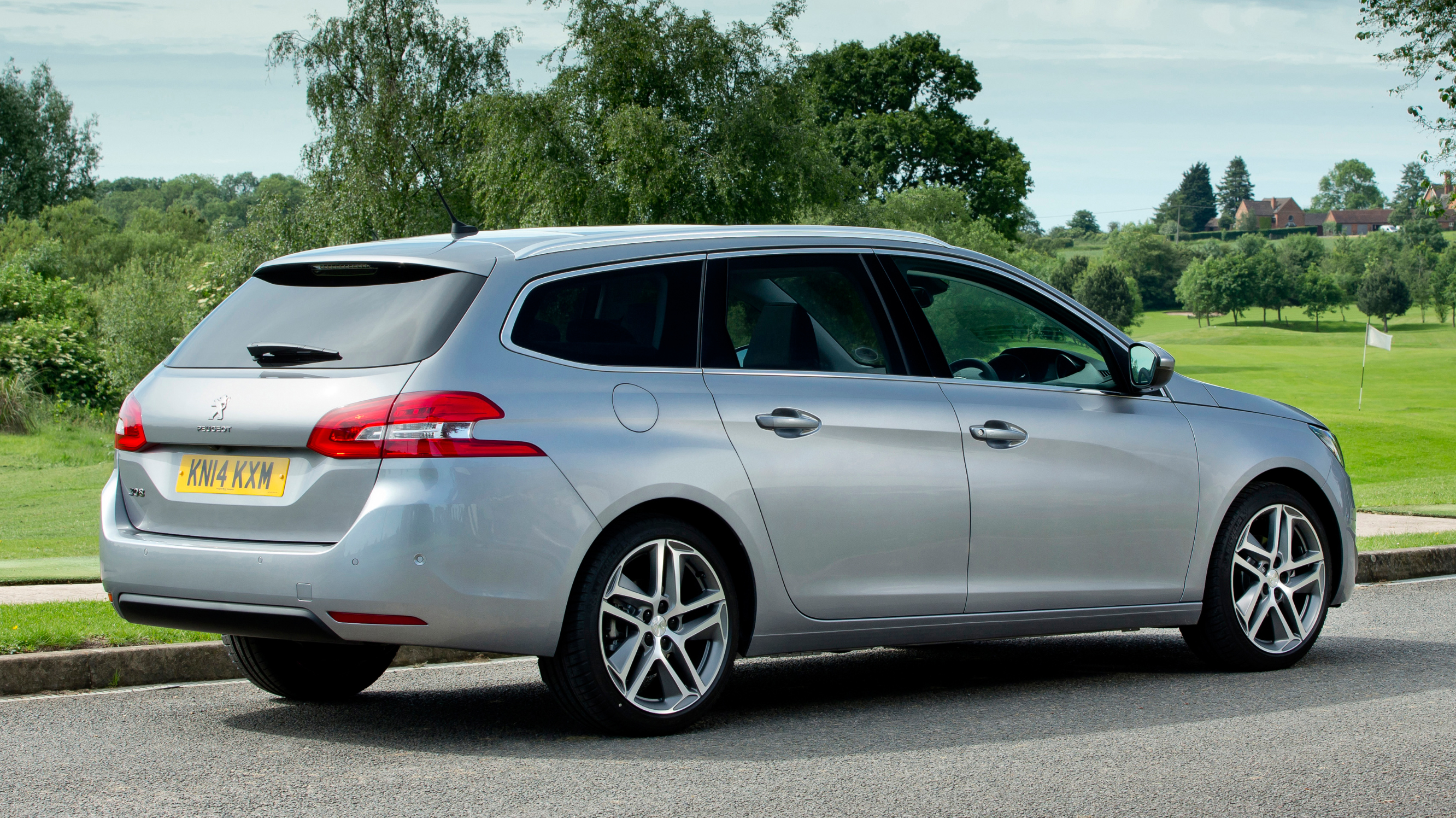 Peugeot 308 SW Review 2024