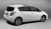 buyers_guide_-_toyota_verso_2014_-_rear_quarter.jpg