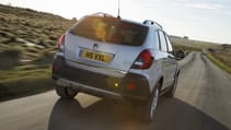 buyers_guide_-_vauxhall_antara_2014_-_rear_quarter.jpg