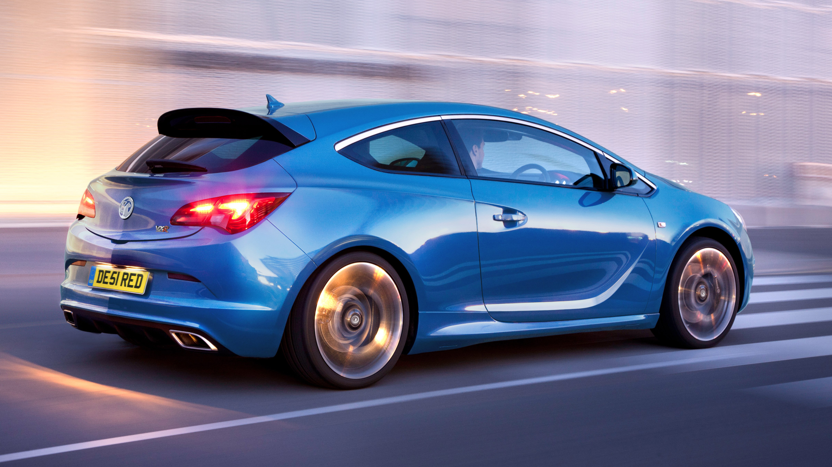 Опель джтс. Opel Astra GTC 2020. Opel Astra OPC 2013. Opel Astra GTC 2013.
