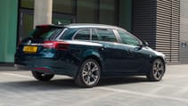 buyers_guide_-_vauxhall_insignia_tourer_2014_-_rear_quarter.jpg