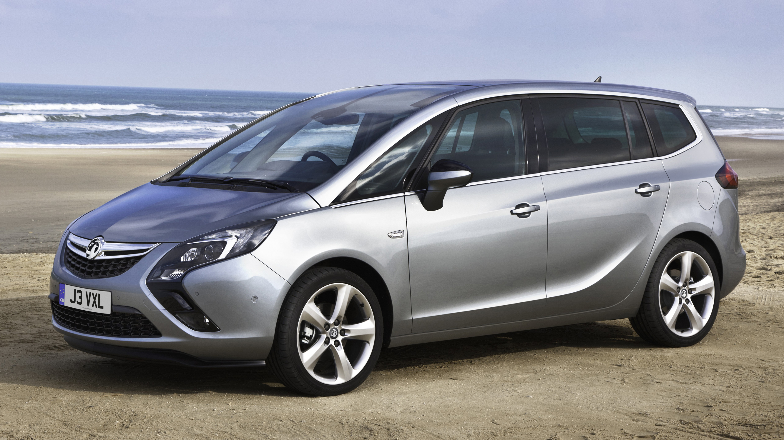 Chemicaliën is er Prelude Vauxhall Zafira Tourer Driving, Engines & Performance | Top Gear