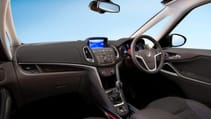buyers_guide_-_vauxhall_zafira_tourer_2014_-_interior.jpg