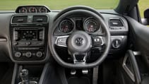 buyers_guide_-_vw_scirocco_2014_-_interior.jpg